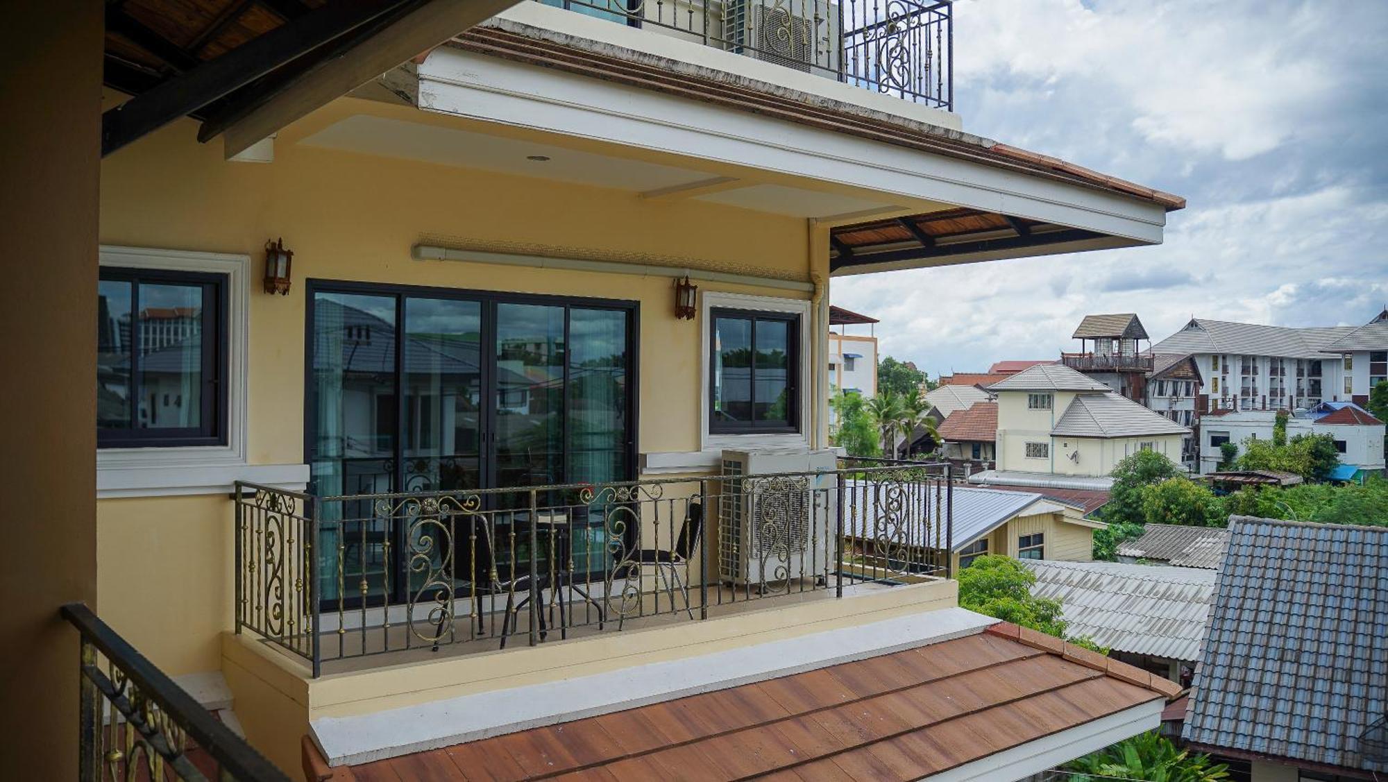 Laph Kham House Aparthotel Chiang Mai Luaran gambar