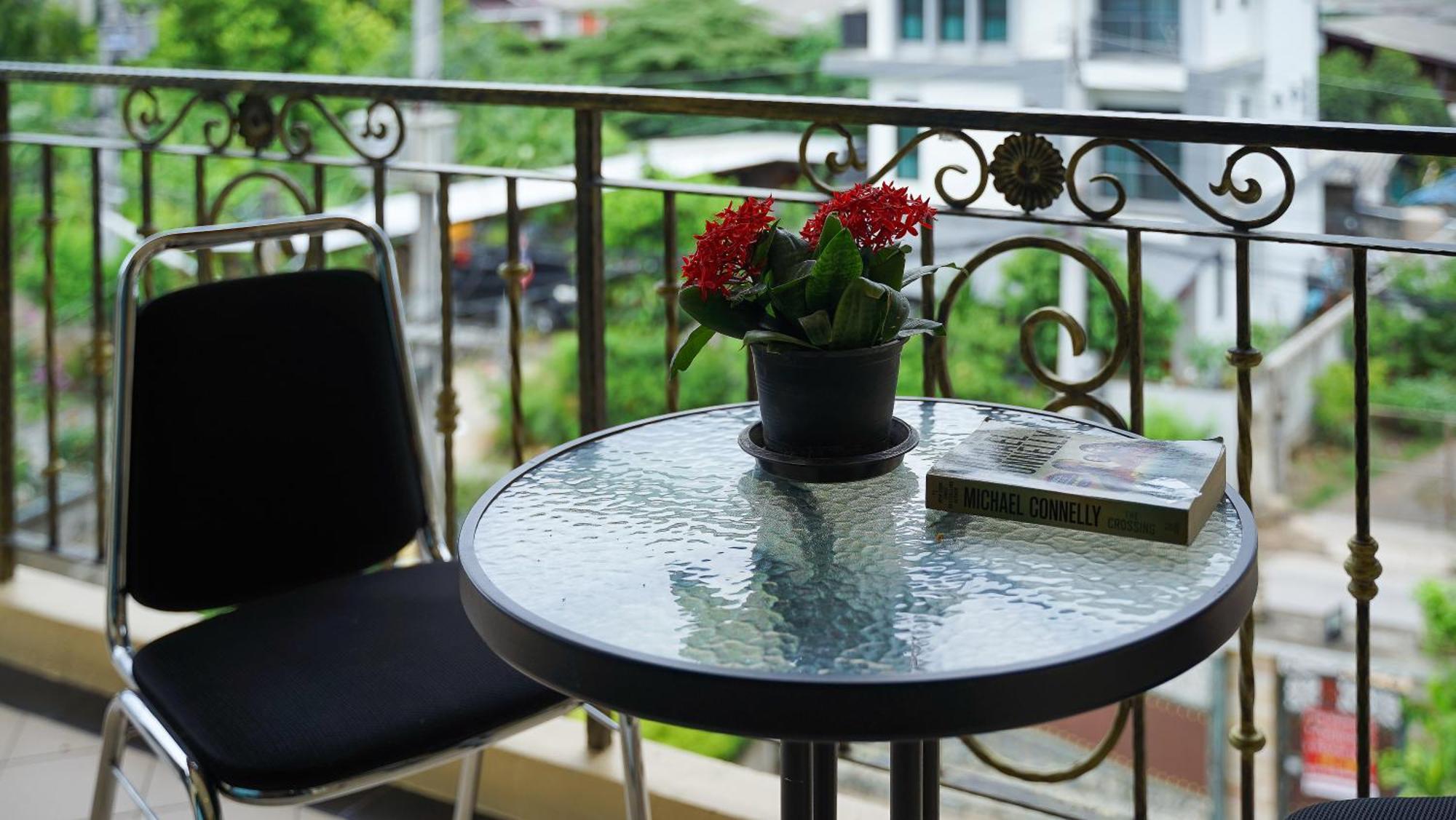 Laph Kham House Aparthotel Chiang Mai Luaran gambar