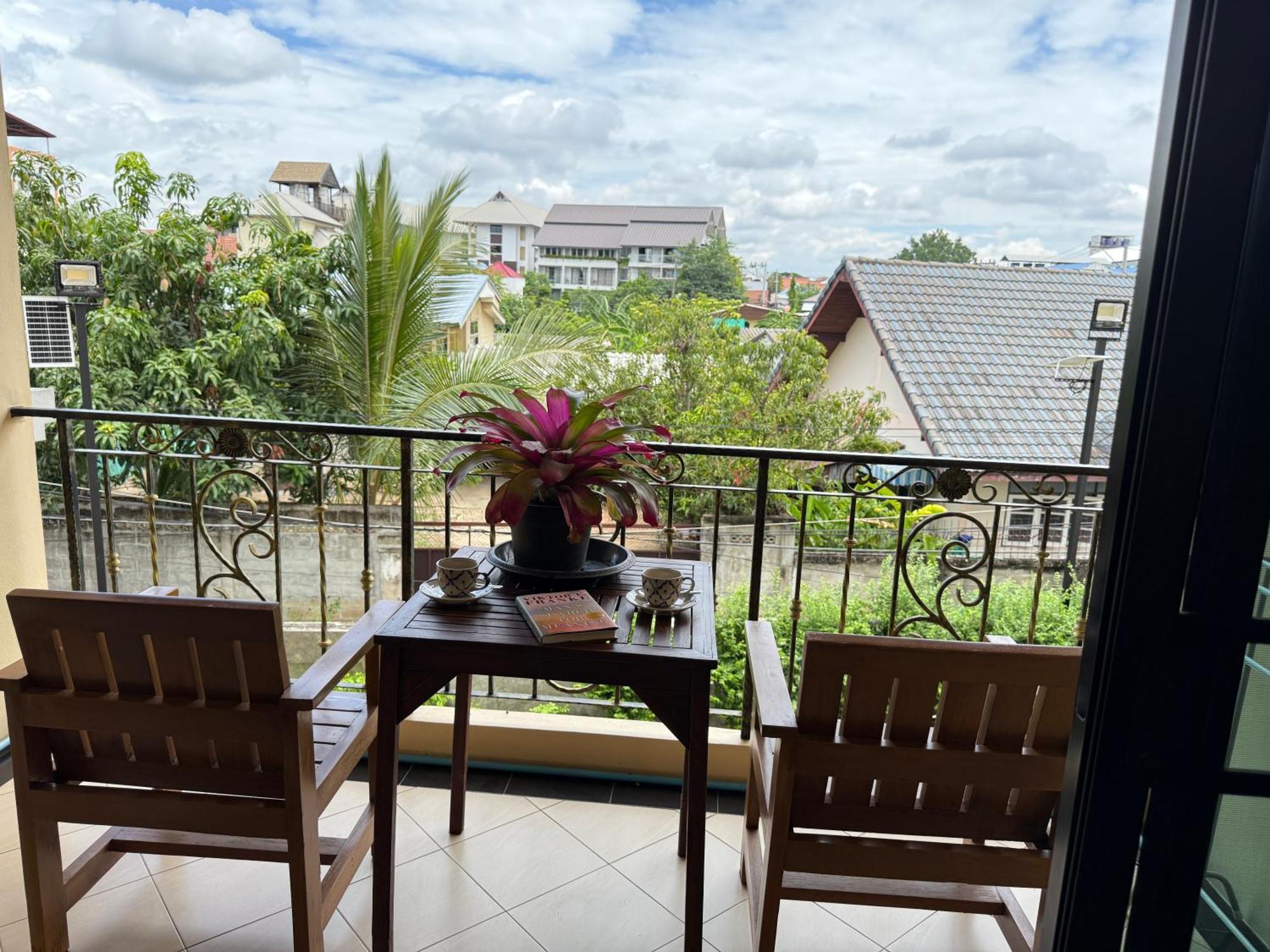Laph Kham House Aparthotel Chiang Mai Luaran gambar
